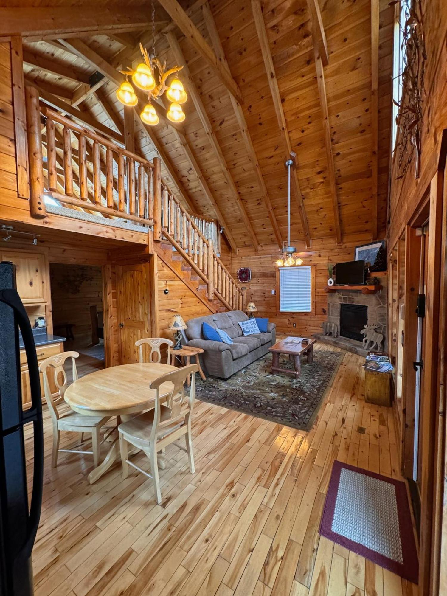 Smoky Paws - Exceptional Cabin, Stunning Mountain Views, Hot Tub, Tranquil, Gigabit Internet, Free L2 Ev Pigeon Forge Exteriér fotografie