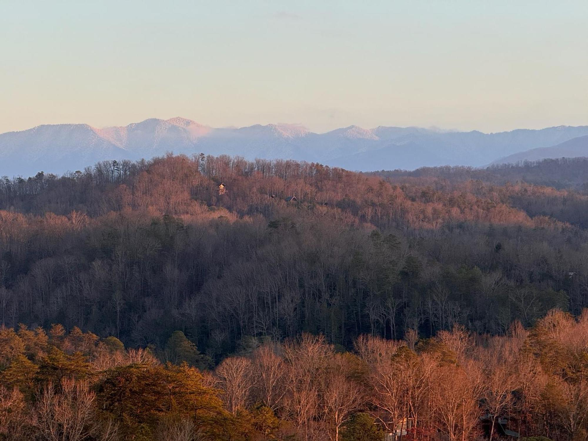 Smoky Paws - Exceptional Cabin, Stunning Mountain Views, Hot Tub, Tranquil, Gigabit Internet, Free L2 Ev Pigeon Forge Exteriér fotografie