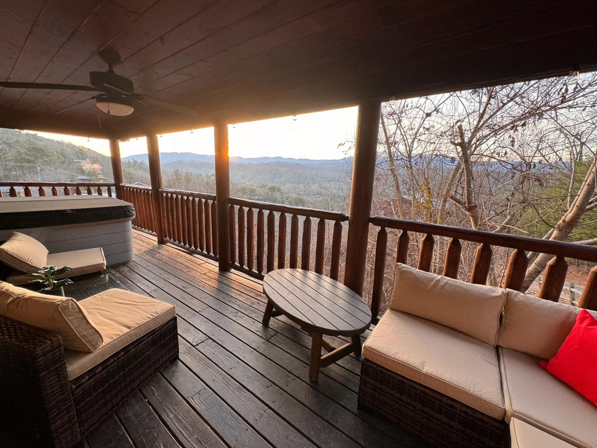 Smoky Paws - Exceptional Cabin, Stunning Mountain Views, Hot Tub, Tranquil, Gigabit Internet, Free L2 Ev Pigeon Forge Exteriér fotografie