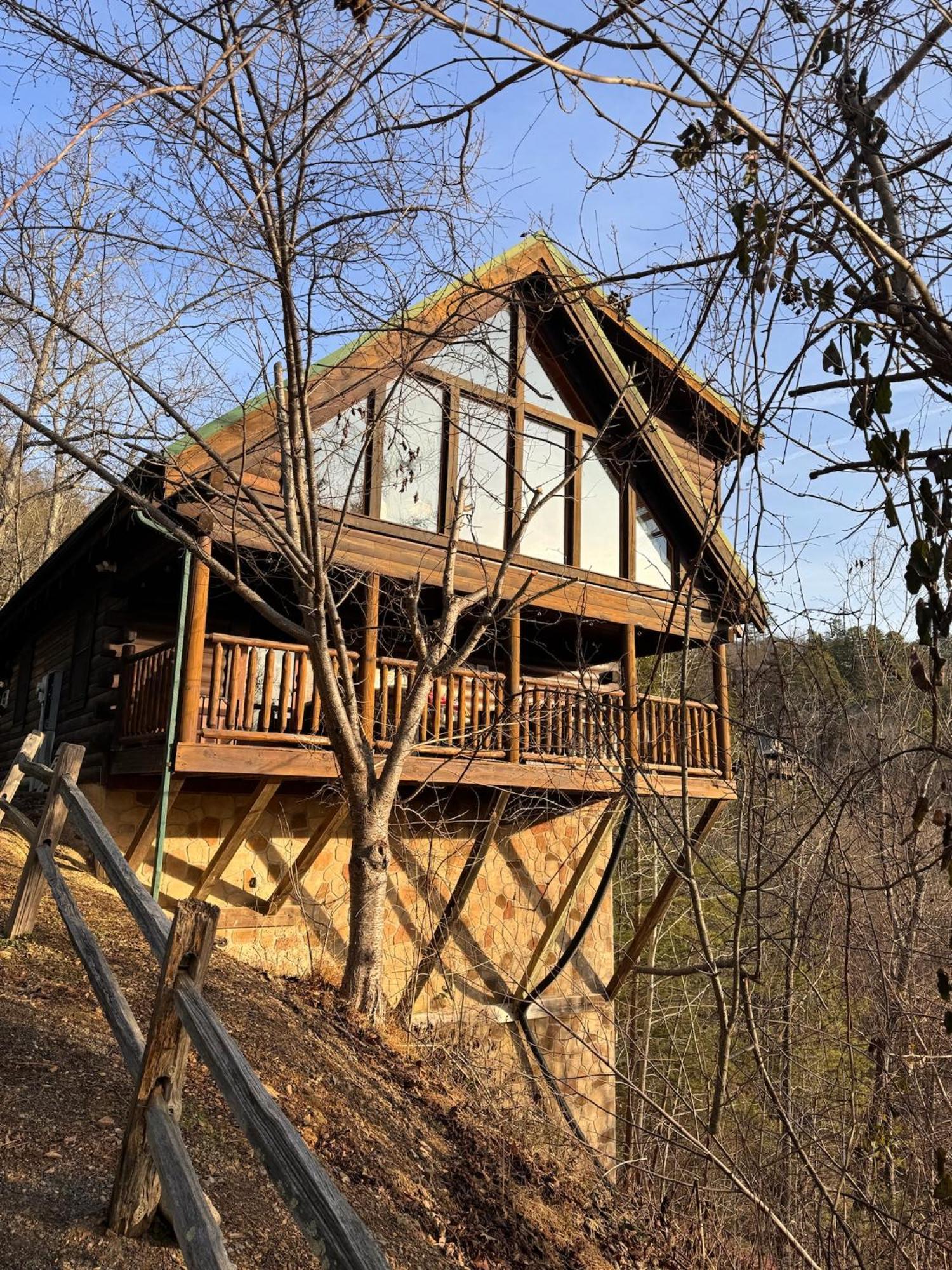 Smoky Paws - Exceptional Cabin, Stunning Mountain Views, Hot Tub, Tranquil, Gigabit Internet, Free L2 Ev Pigeon Forge Exteriér fotografie